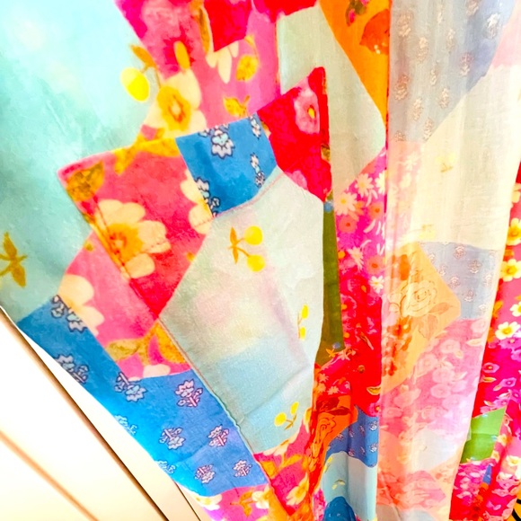 SPELL ..Freda Robe . NWT. Gorgeous Piece to add to your collection. Size S/M. - Picture 10 of 12